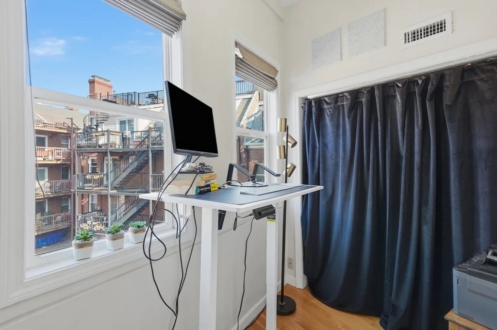 1 bed, 1 bath apartment for rent at 22 Park St Unit 3, Charlestown — photo 13 of 18