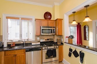 2 bed, 1 bath apartment for rent at 22 Park Unit 2, Newton Corner — photo 10 of 29