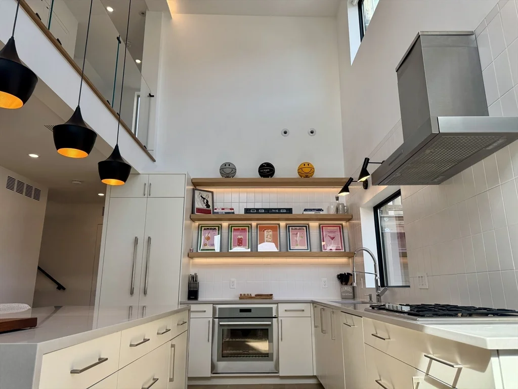 2 bed, 3 bath apartment for rent at 22 Parker Unit 22R, Charlestown — photo 2 of 41