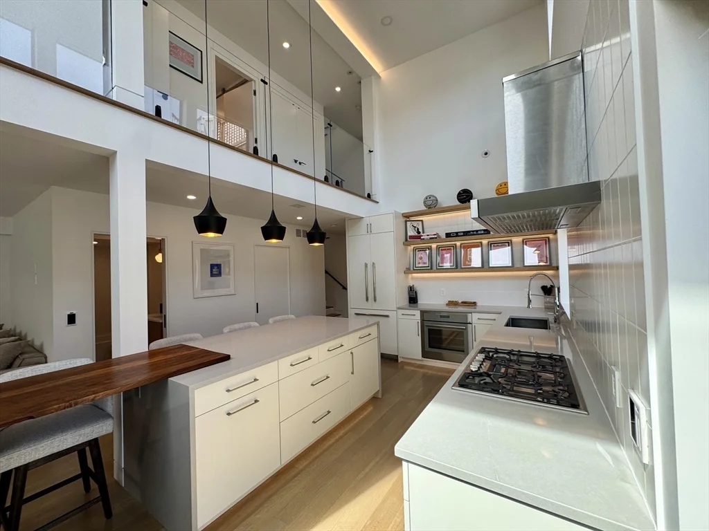 2 bed, 3 bath apartment for rent at 22 Parker Unit 22R, Charlestown — photo 4 of 41
