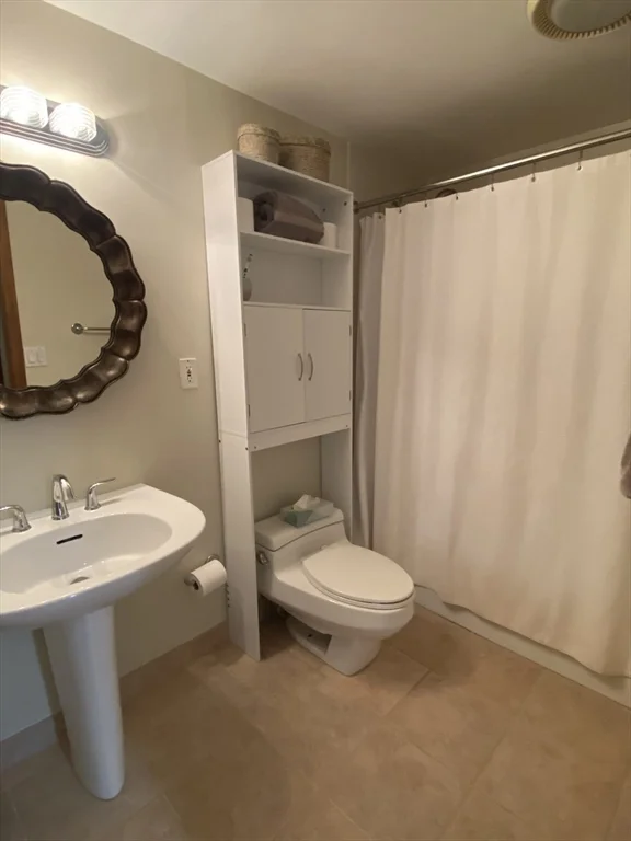 2 bed, 2 bath apartment for rent at 22 Parkman Unit 3, Coolidge Corner — photo 13 of 16
