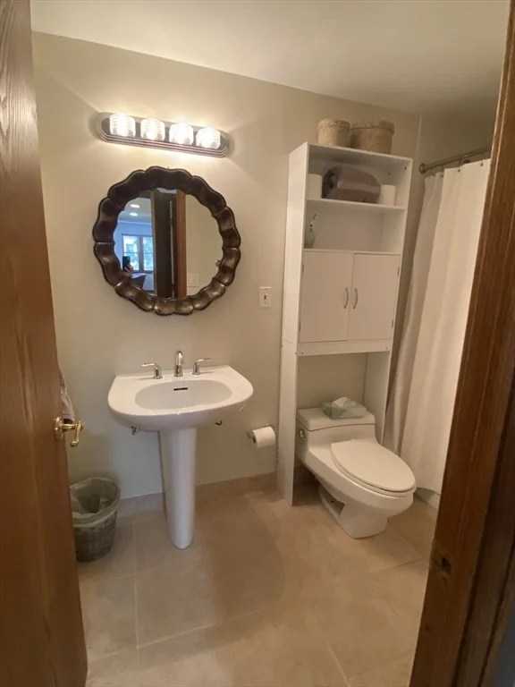 2 bed, 2 bath apartment for rent at 22 Parkman Unit 3, Coolidge Corner — photo 14 of 16