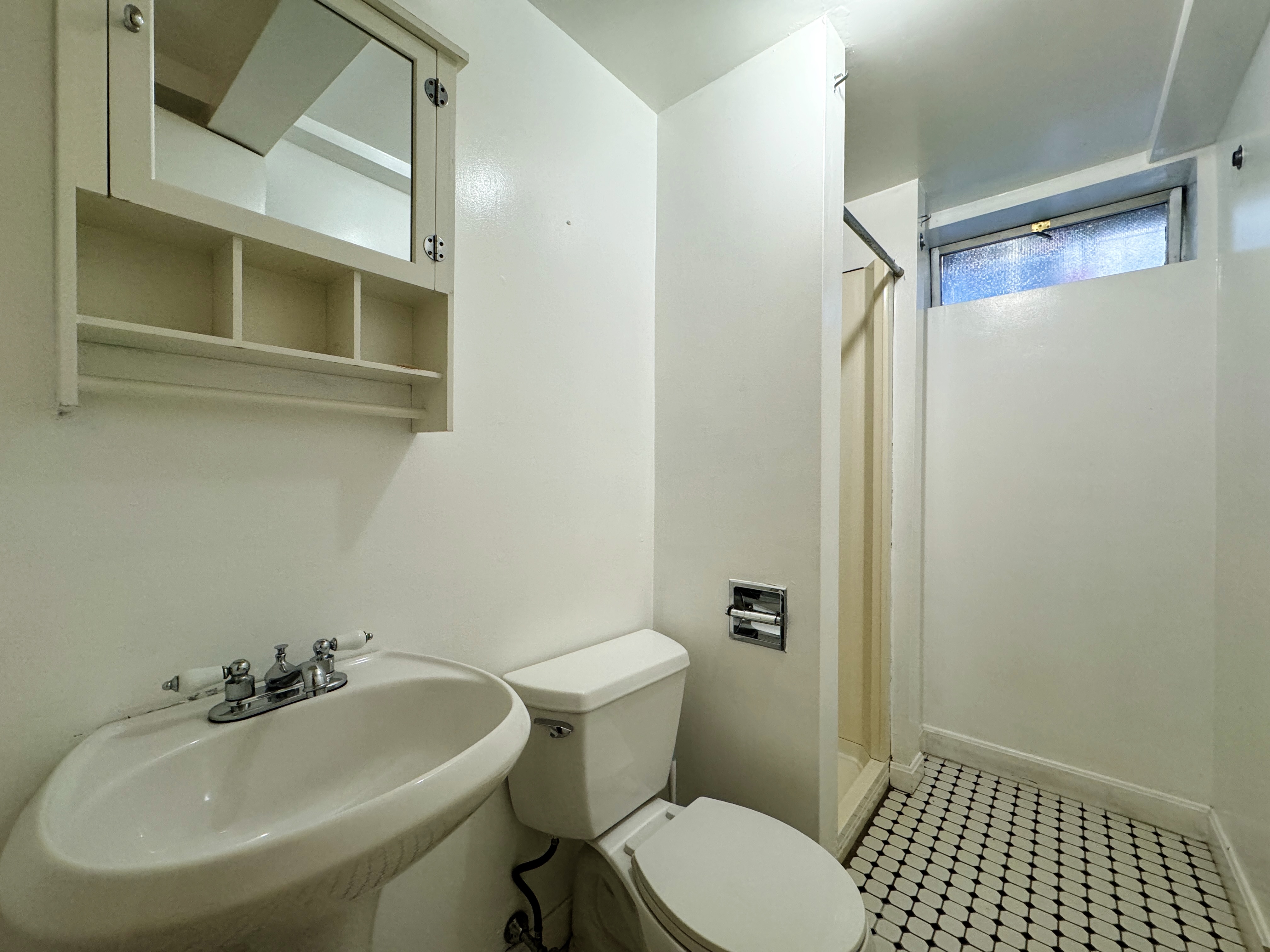 2 bed, 2 bath apartment for rent at 22 Pembroke St Unit 1, Chelsea — photo 13 of 15