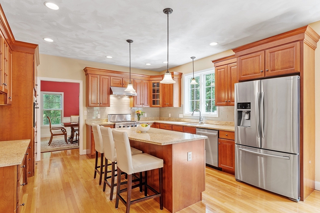 5 bed, 3 bath apartment for rent at 22 Periwinkle Way, North Andover — photo 4 of 39
