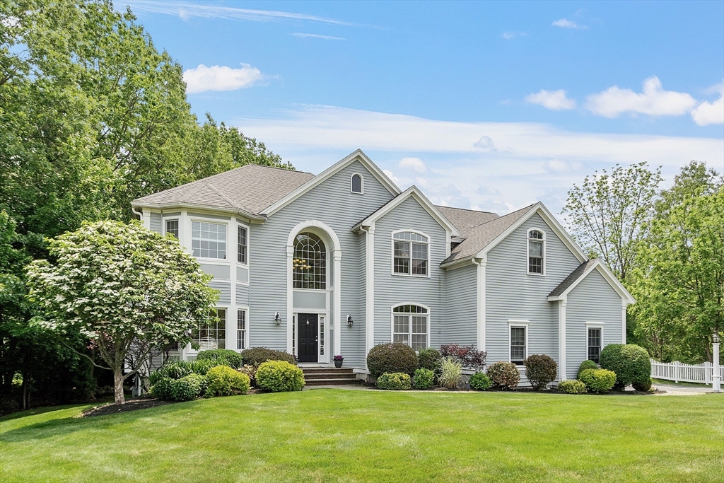 5 bed, 3 bath apartment for rent at 22 Periwinkle Way, North Andover — photo 2 of 39