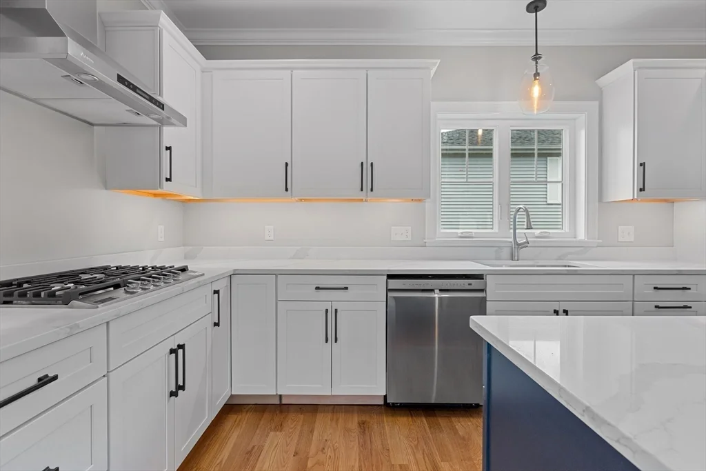 2 bed, 2 bath apartment for rent at 22 Pleasant St Unit E, Mansfield — photo 5 of 16
