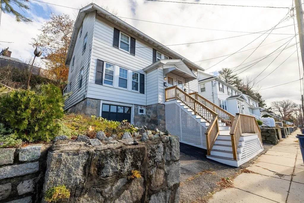 2 bed, 1 bath apartment for rent at 22 Potomac St Unit 22, West Roxbury — photo 11 of 12
