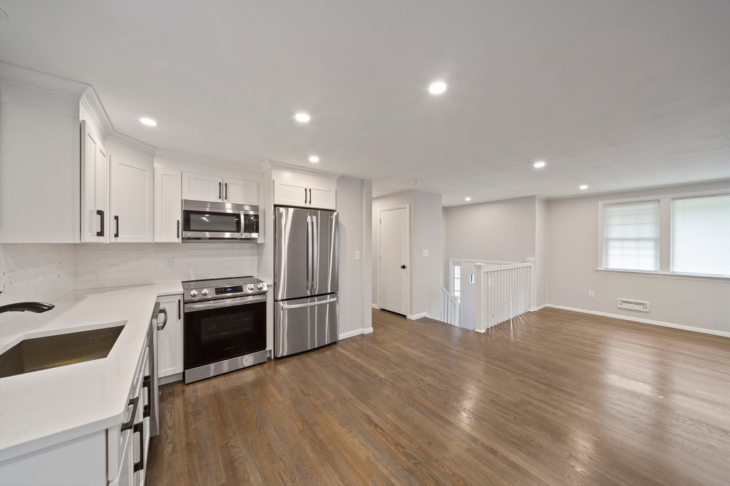 3 bed, 1 bath apartment for rent at 22 Redman Rd Unit 22, Canton — photo 5 of 22