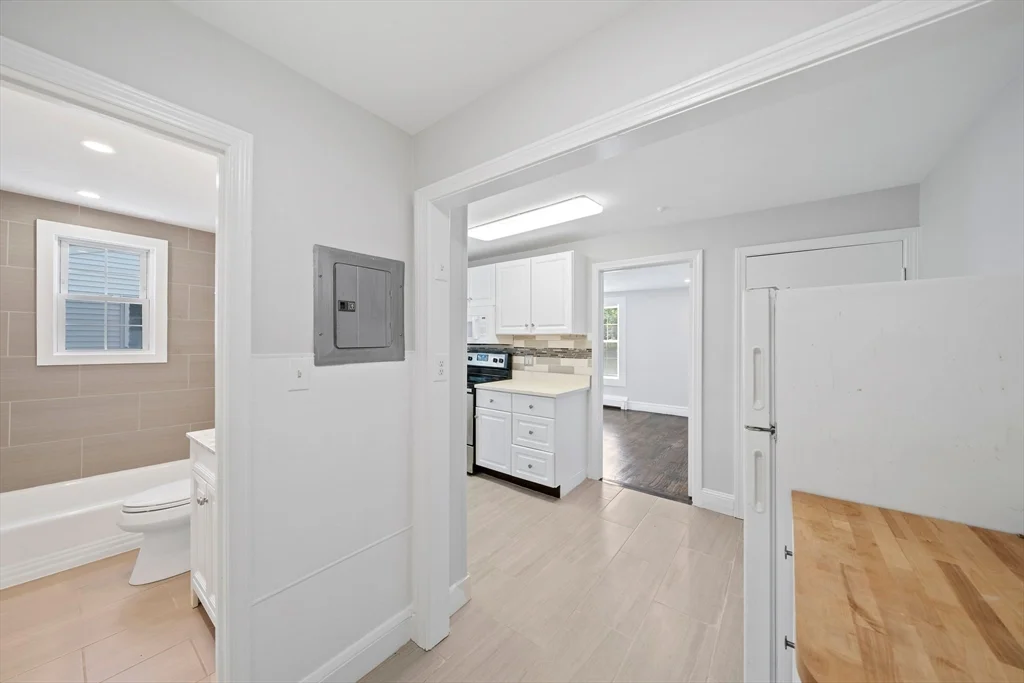 2 bed, 1 bath apartment for rent at 22 Revere St Unit 2, Canton — photo 6 of 20