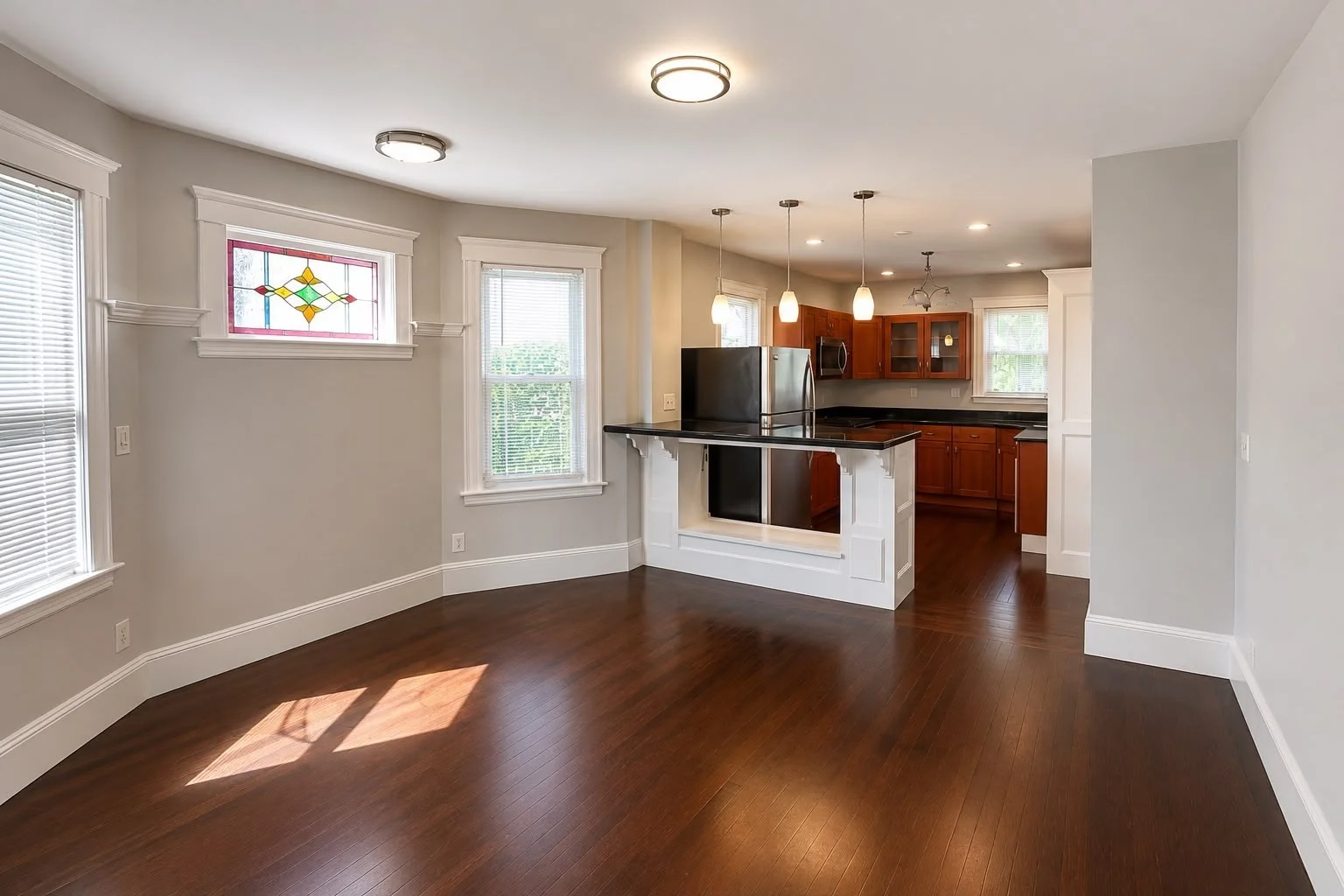 3 bed, 1 bath apartment for rent at 22 Rowell St Unit 2, Dorchester — photo 2 of 6