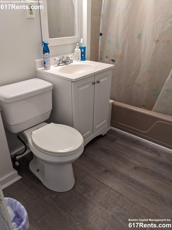 7 bed, 2 bath apartment for rent at 22 Royal Unit 2, Allston — photo 9 of 17