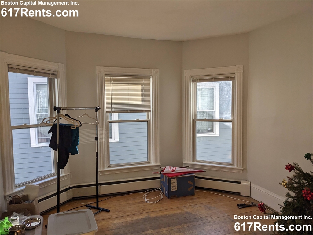 7 bed, 2 bath apartment for rent at 22 Royal Unit 2, Allston — photo 17 of 17