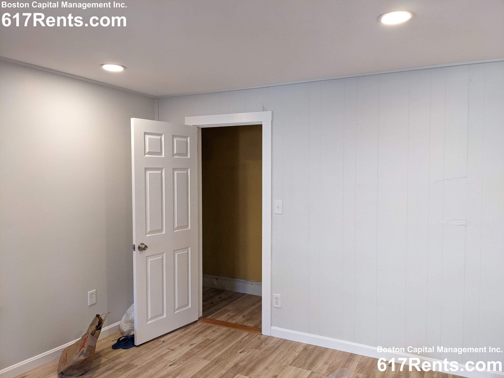 7 bed, 2 bath apartment for rent at 22 Royal Unit 2, Allston — photo 5 of 17