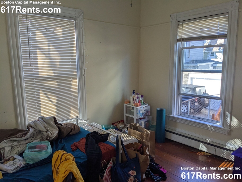 7 bed, 2 bath apartment for rent at 22 Royal Unit 2, Allston — photo 10 of 17