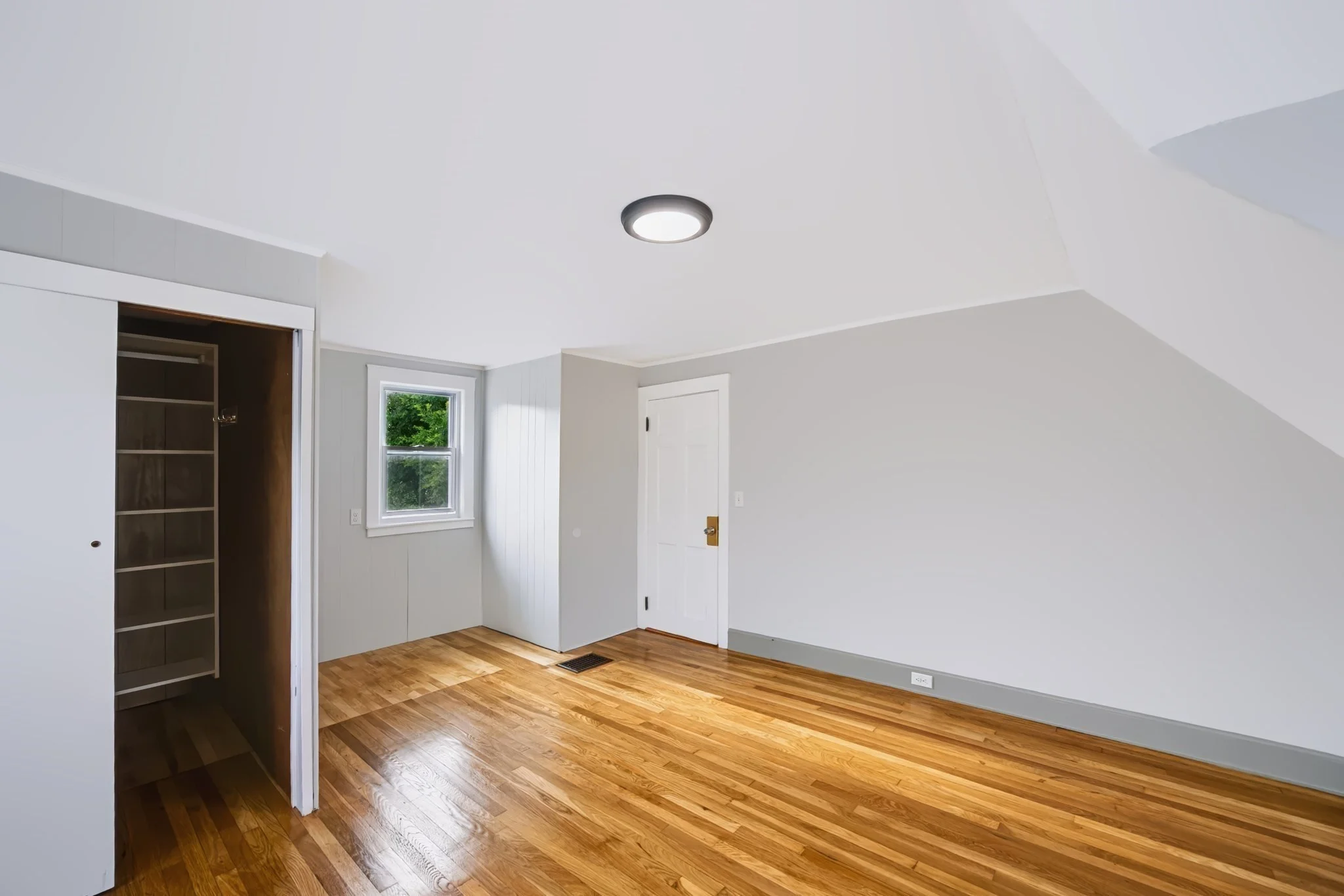 3 bed, 2 bath apartment for rent at 22 Ruggles St, Quincy — photo 22 of 33