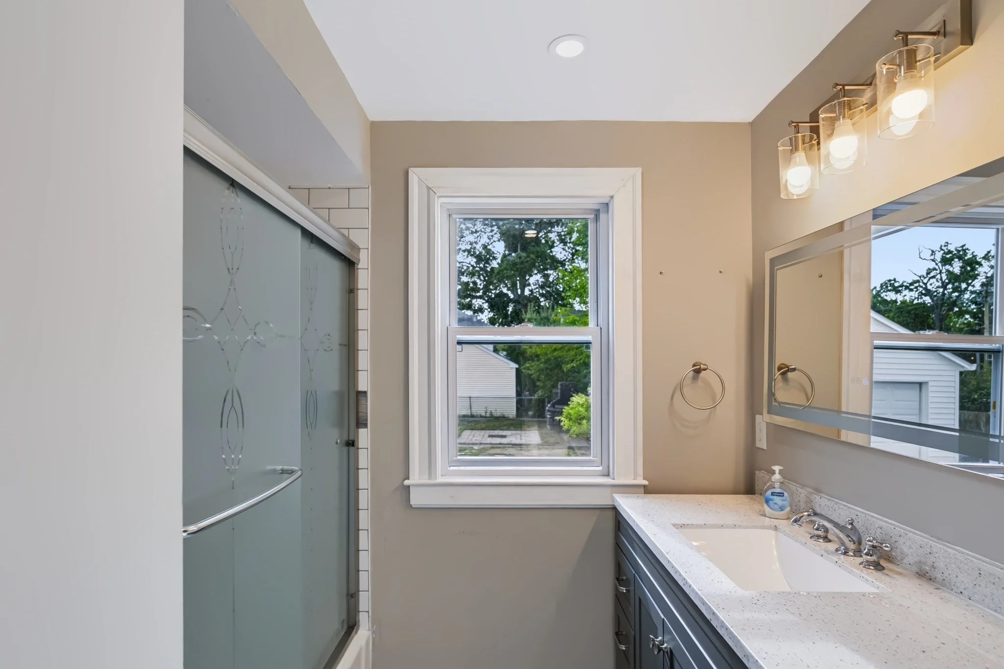 3 bed, 2 bath apartment for rent at 22 Ruggles St, Quincy — photo 20 of 33