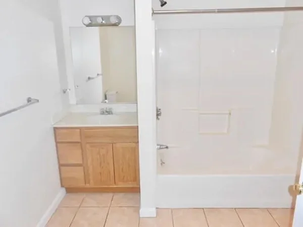 1 bed, 1 bath apartment for rent at 22 Saint Anns Rd Unit D, Quincy — photo 9 of 11