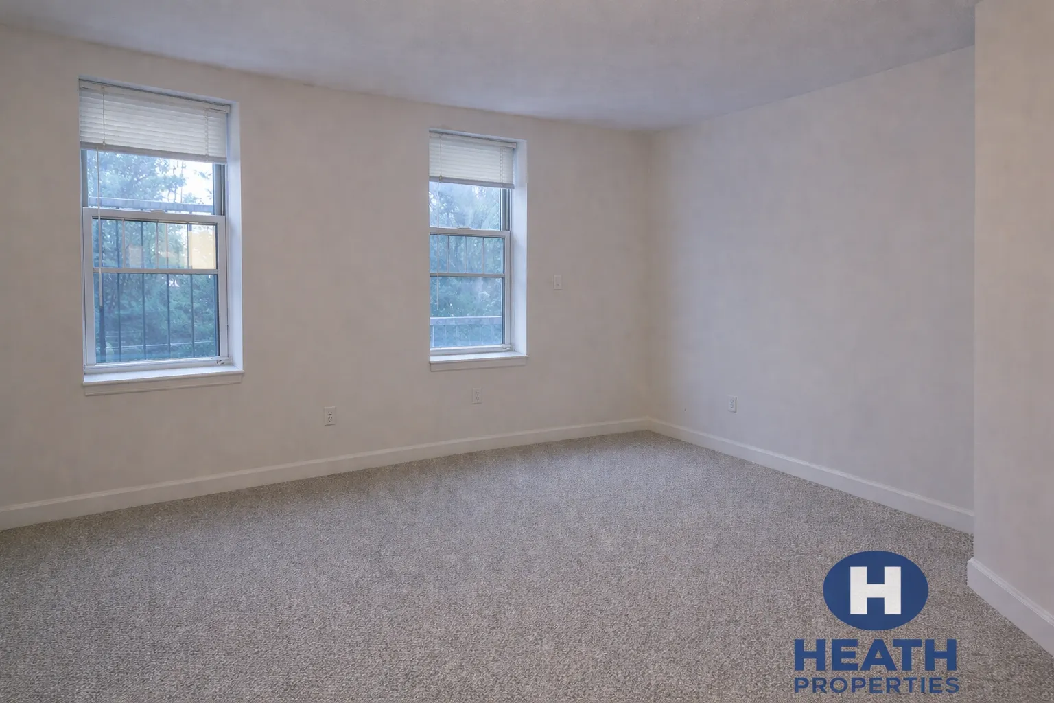 2 bed, 1 bath apartment for rent at 22 Saint Cyprians Pl Unit 2L, Roxbury — photo 5 of 6