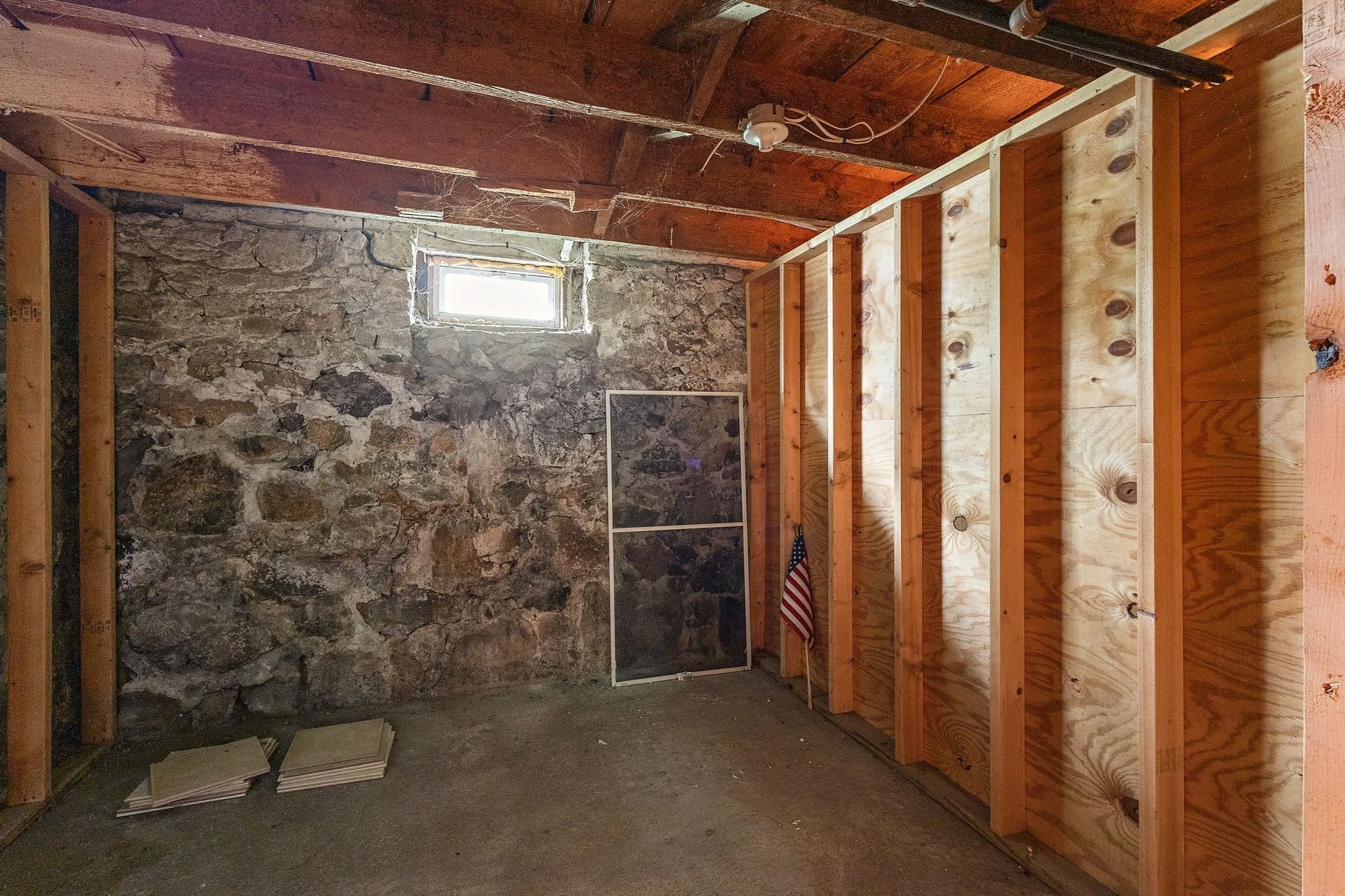 2 bed, 1 bath apartment for rent at 22 Salem St Unit 1, Winchester — photo 20 of 29