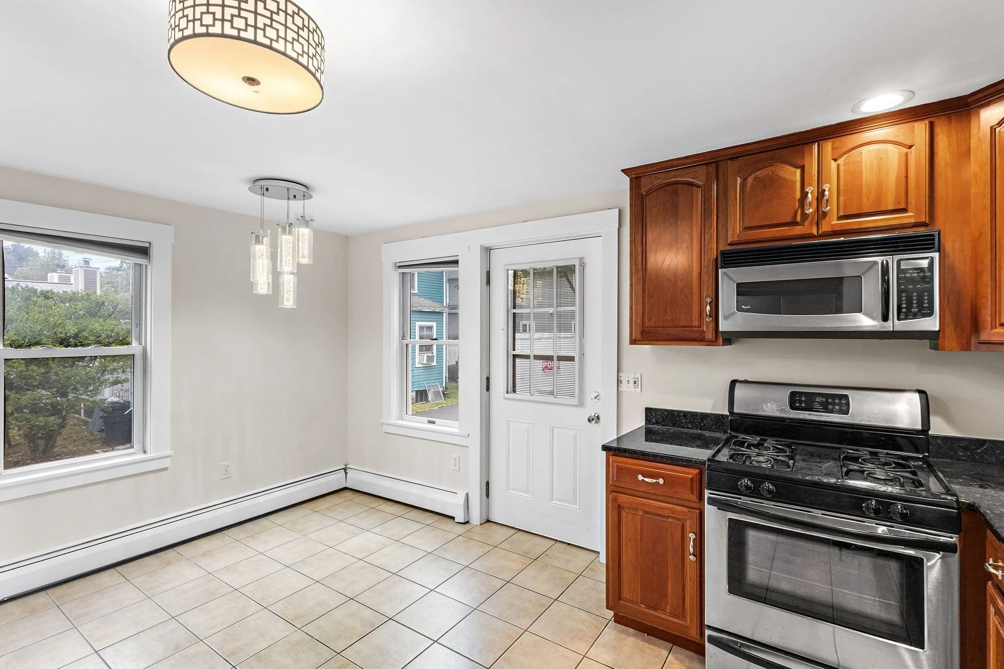 2 bed, 1 bath apartment for rent at 22 Salem St Unit 1, Winchester — photo 5 of 29