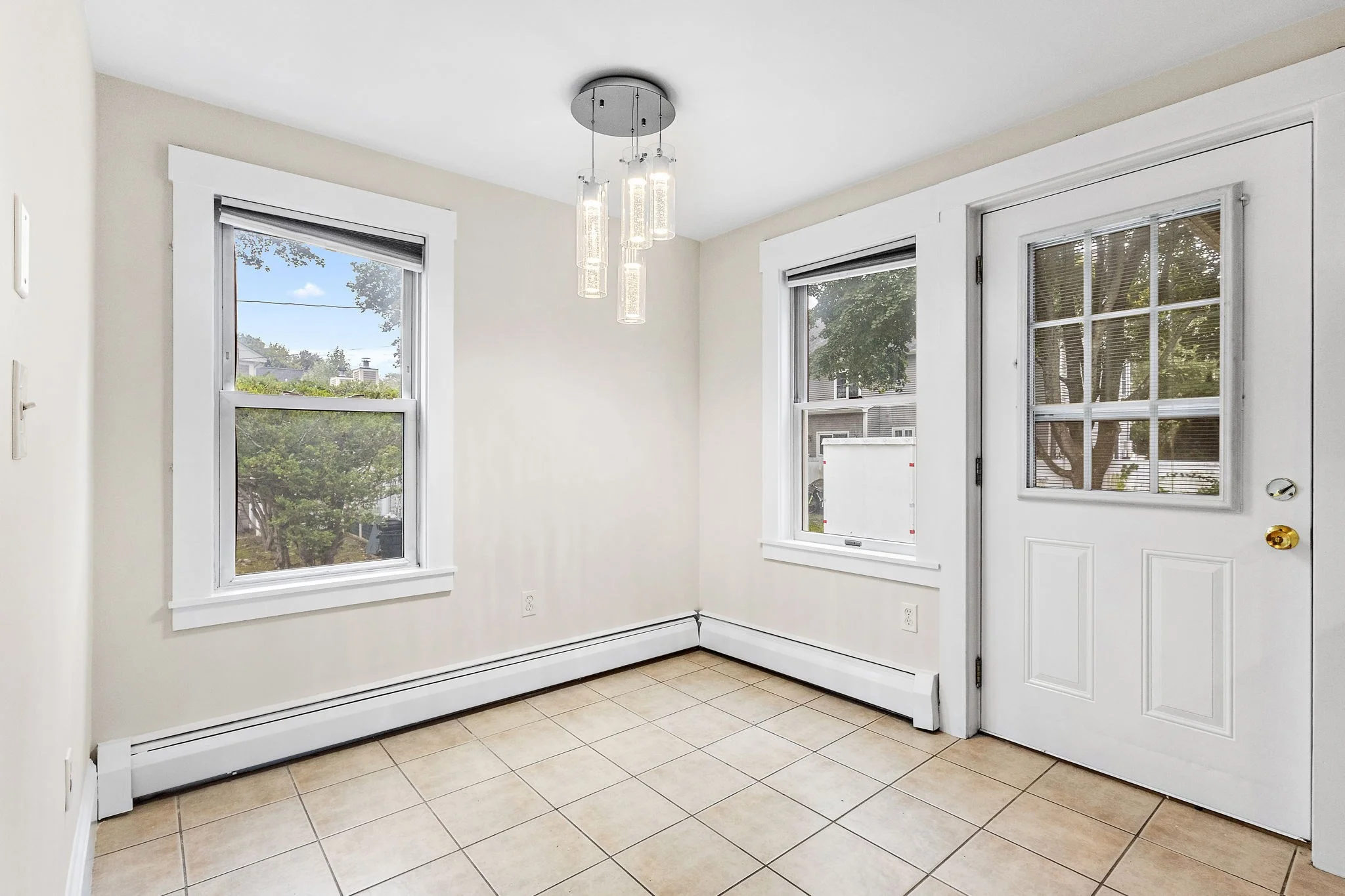 2 bed, 1 bath apartment for rent at 22 Salem St Unit 1, Winchester — photo 16 of 29