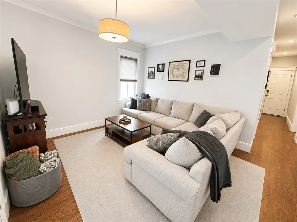 3 bed, 1 bath apartment for rent at 22 Santuit St Unit B, Dorchester — photo 5 of 18
