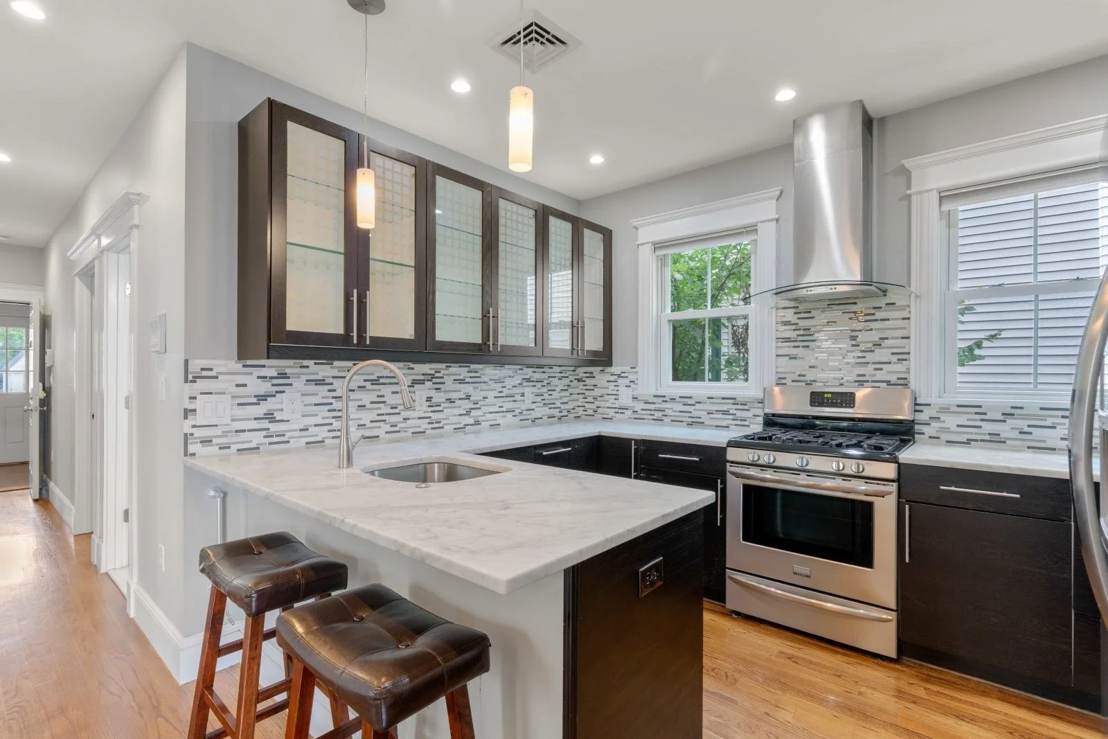 3 bed, 1 bath apartment for rent at 22 Santuit St Unit B, Dorchester — photo 5 of 27