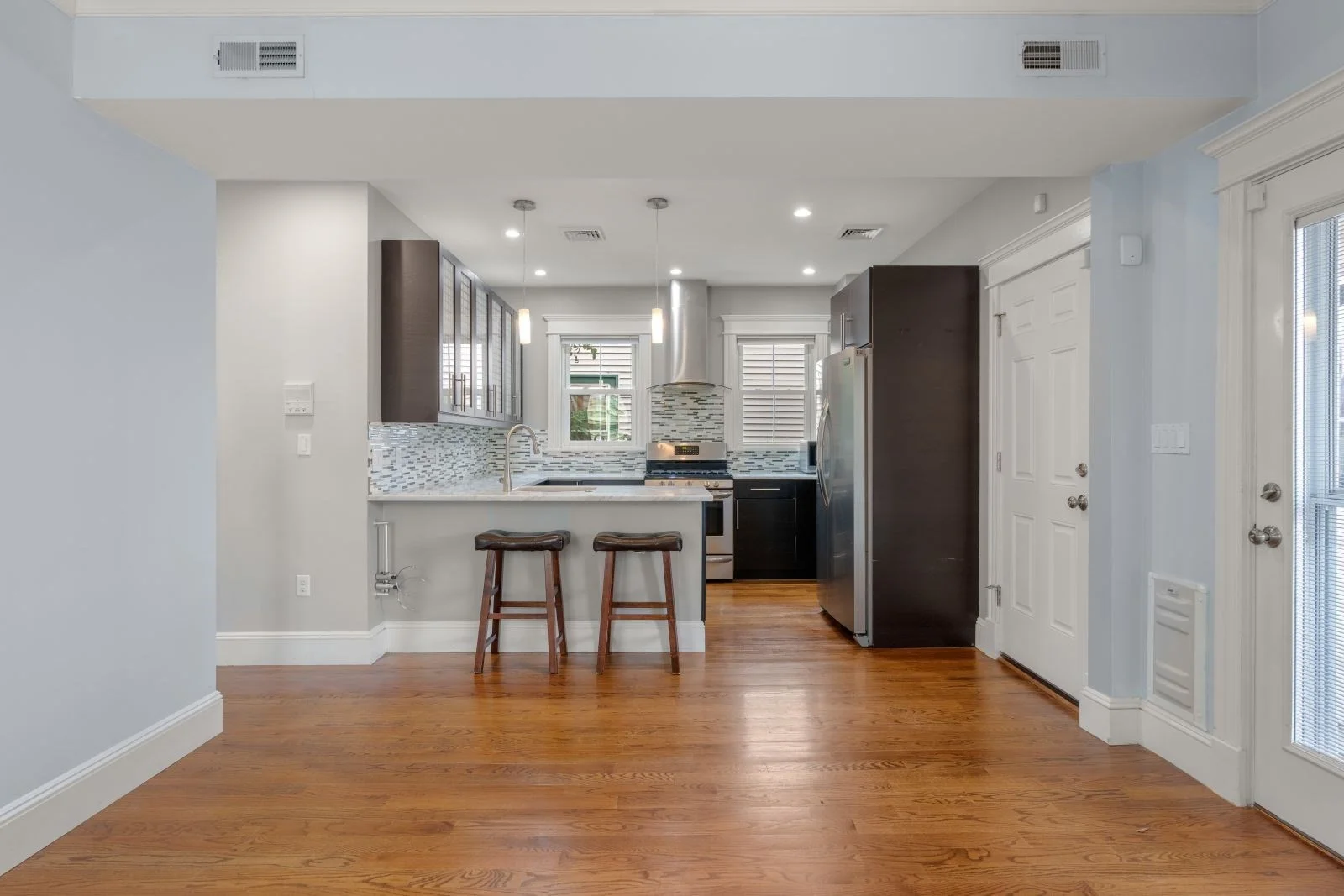 3 bed, 1 bath apartment for rent at 22 Santuit St Unit B, Dorchester — photo 8 of 27