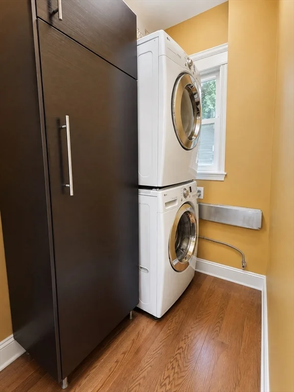 3 bed, 1 bath apartment for rent at 22 Santuit St Unit B, Dorchester — photo 4 of 18