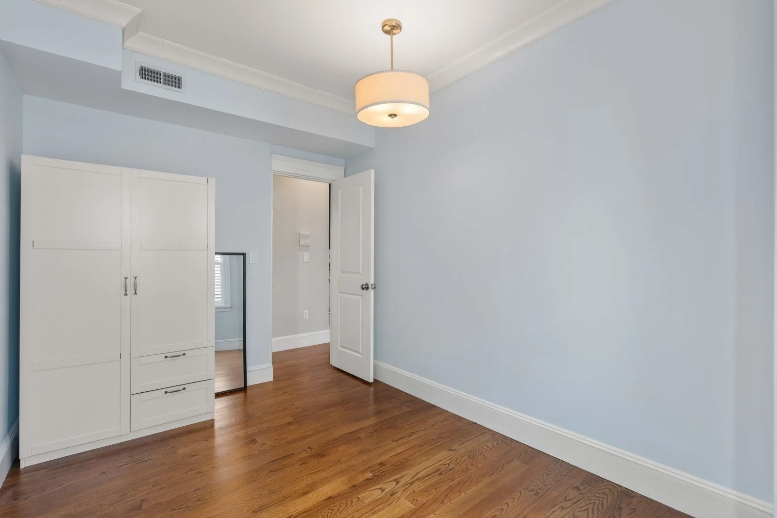 3 bed, 1 bath apartment for rent at 22 Santuit St Unit B, Dorchester — photo 20 of 27