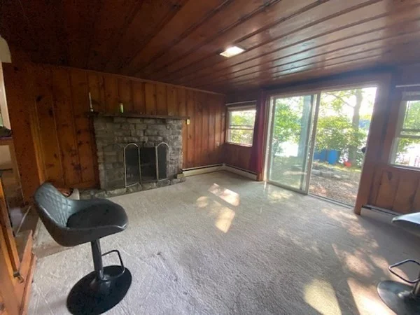 2 bed, 1 bath apartment for rent at 22 Saumur Ln, Bellingham — photo 15 of 29