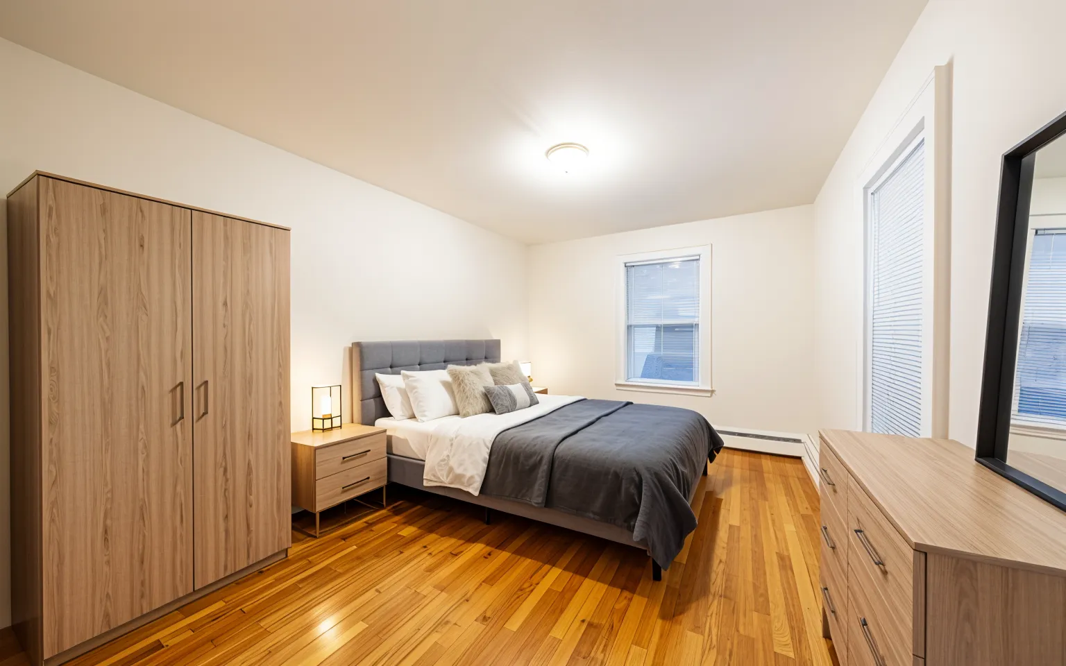2 bed, 1 bath apartment for rent at 22 Saybrook St Unit 1, Oak Square — photo 5 of 22