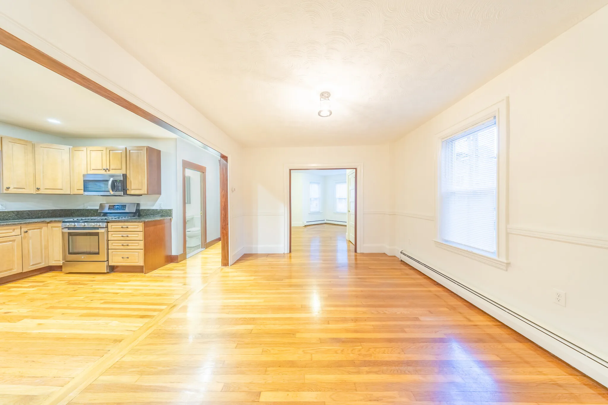 2 bed, 1 bath apartment for rent at 22 Saybrook St Unit 1, Oak Square — photo 11 of 22