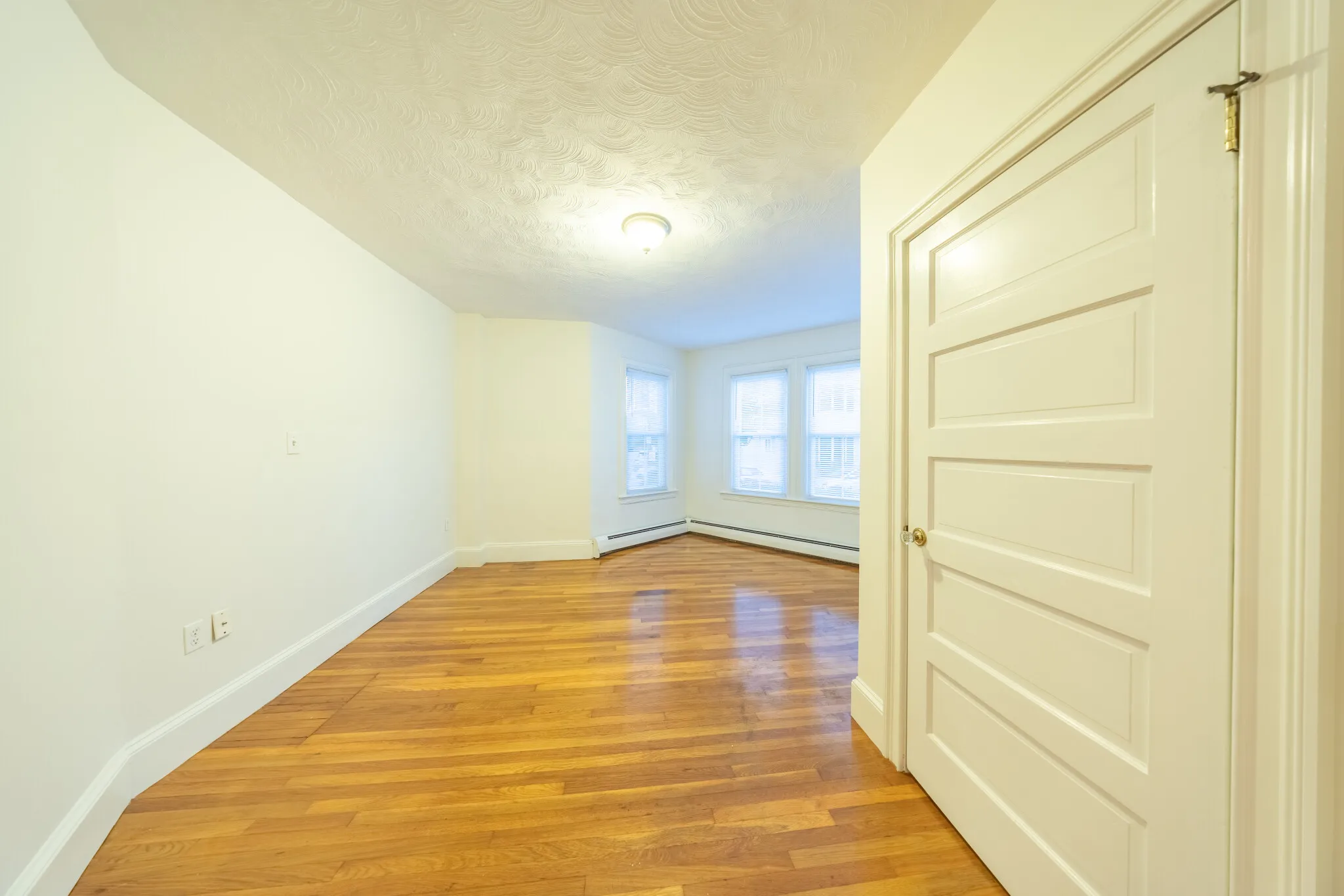 2 bed, 1 bath apartment for rent at 22 Saybrook St Unit 1, Oak Square — photo 12 of 22