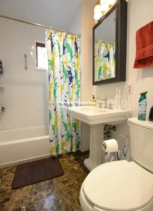 2 bed, 1 bath apartment for rent at 22 Saybrook St Unit 1P, Brighton — photo 6 of 8