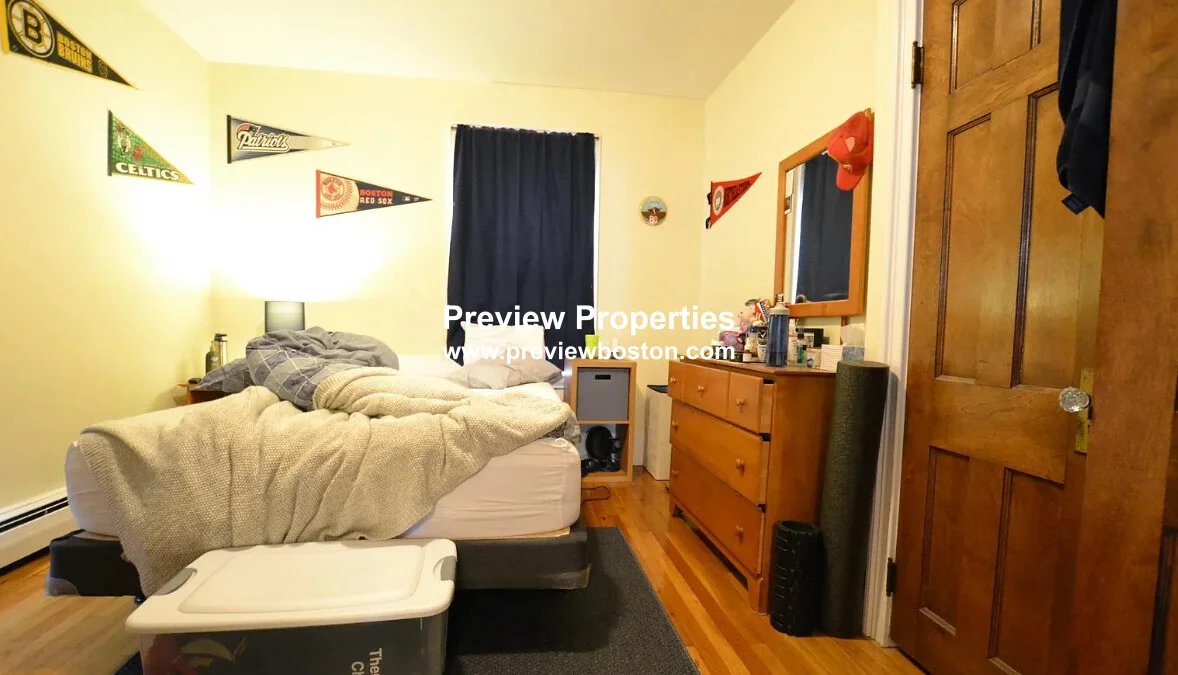 2 bed, 1 bath apartment for rent at 22 Saybrook St Unit 1P, Brighton — photo 4 of 8