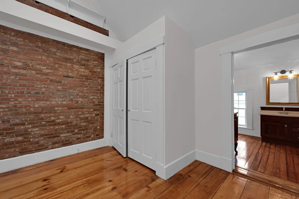 3 bed, 2 bath apartment for rent at 22 School St Unit 1, Southbridge — photo 7 of 24