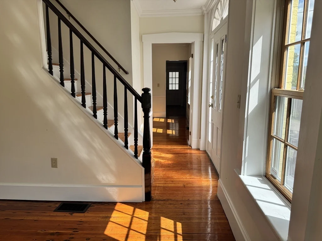 4 bed, 2 bath apartment for rent at 22 School St Unit 2, Southbridge — photo 6 of 20