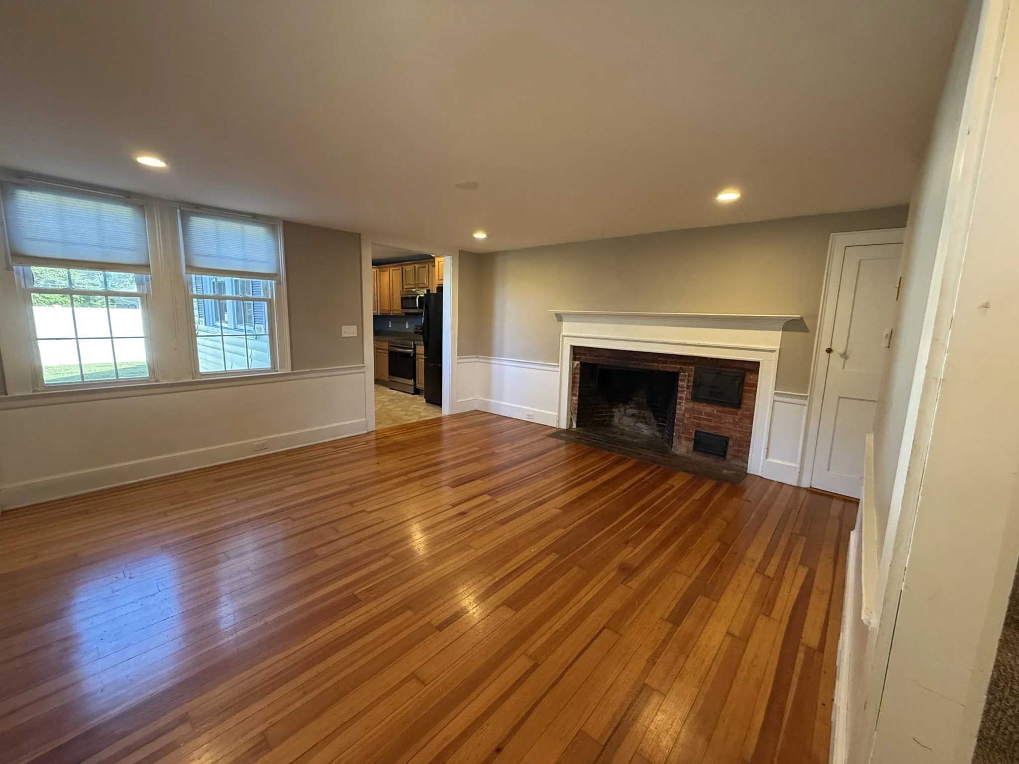 2 bed, 1 bath apartment for rent at 22 School St Unit 22, Merrimac — photo 3 of 14