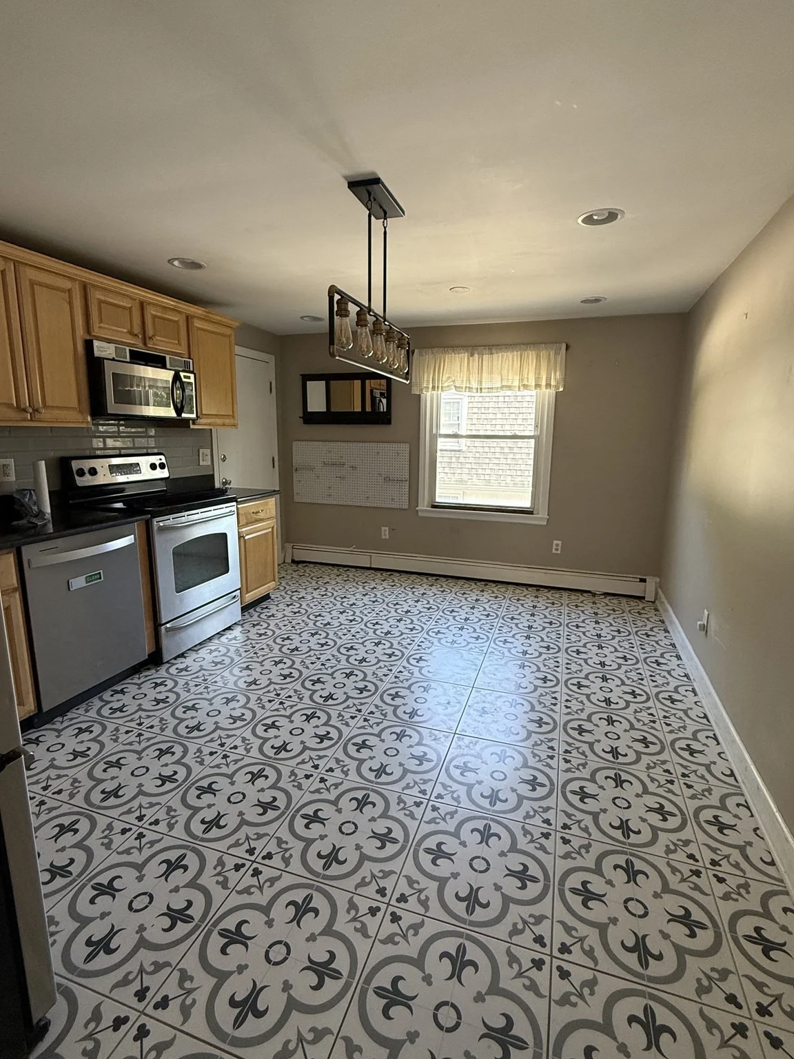 2 bed, 1 bath apartment for rent at 22 School St Unit 22, Merrimac — photo 15 of 15