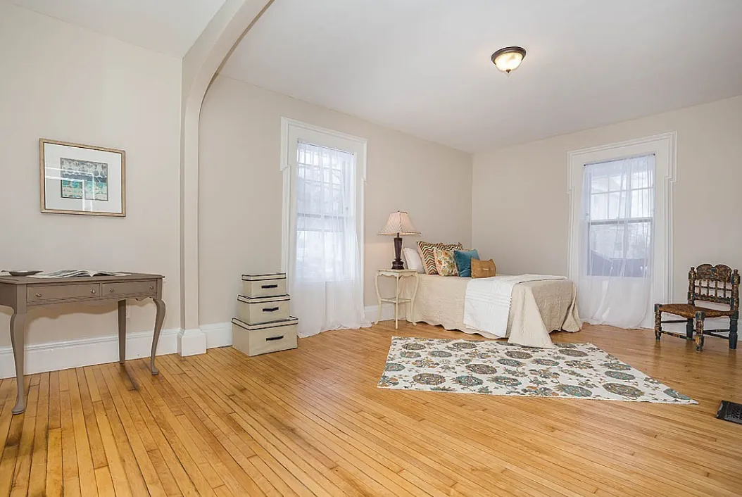 2 bed, 1 bath apartment for rent at 22 Scott St Unit 1A, Woburn — photo 4 of 7