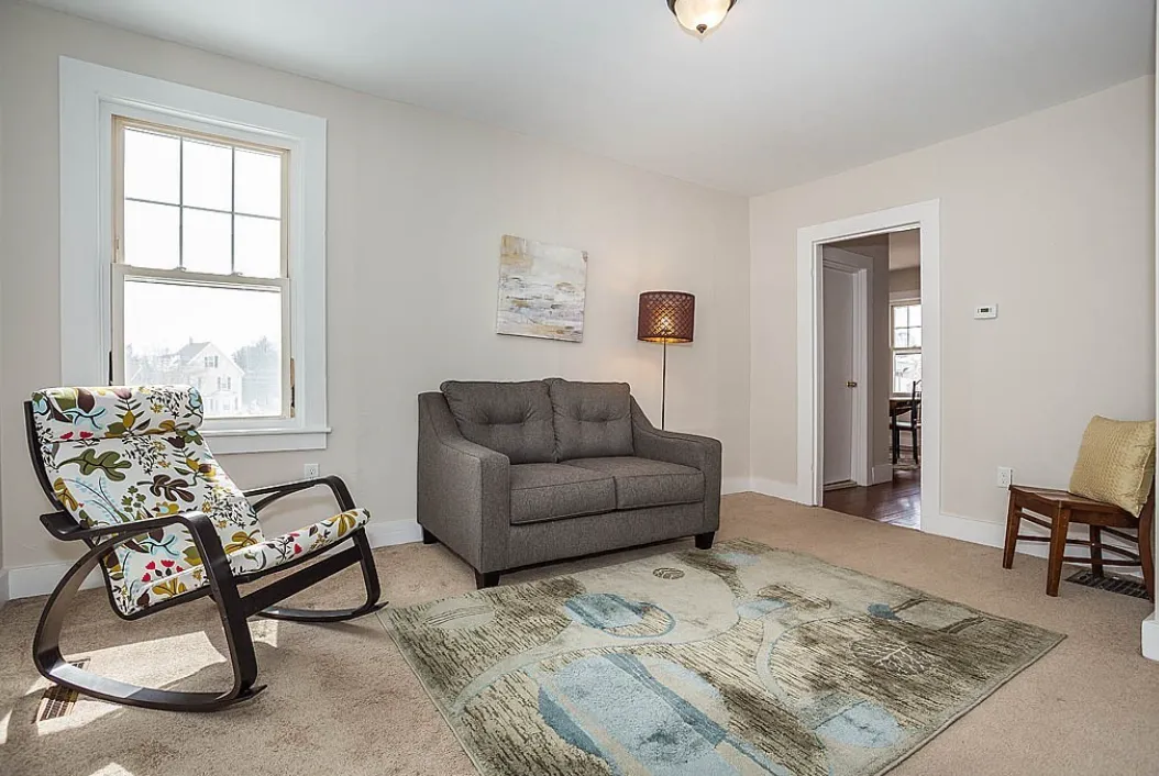2 bed, 1 bath apartment for rent at 22 Scott St Unit 1A, Woburn — photo 2 of 7