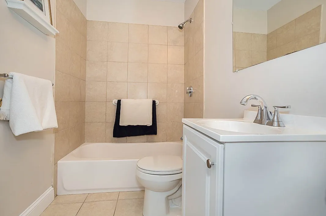 2 bed, 1 bath apartment for rent at 22 Scott St Unit 1A, Woburn — photo 7 of 7