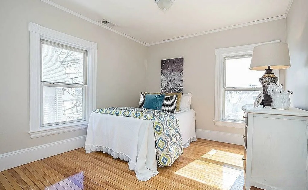 3 bed, 1 bath apartment for rent at 22 Scott St Unit 2, Woburn — photo 8 of 10