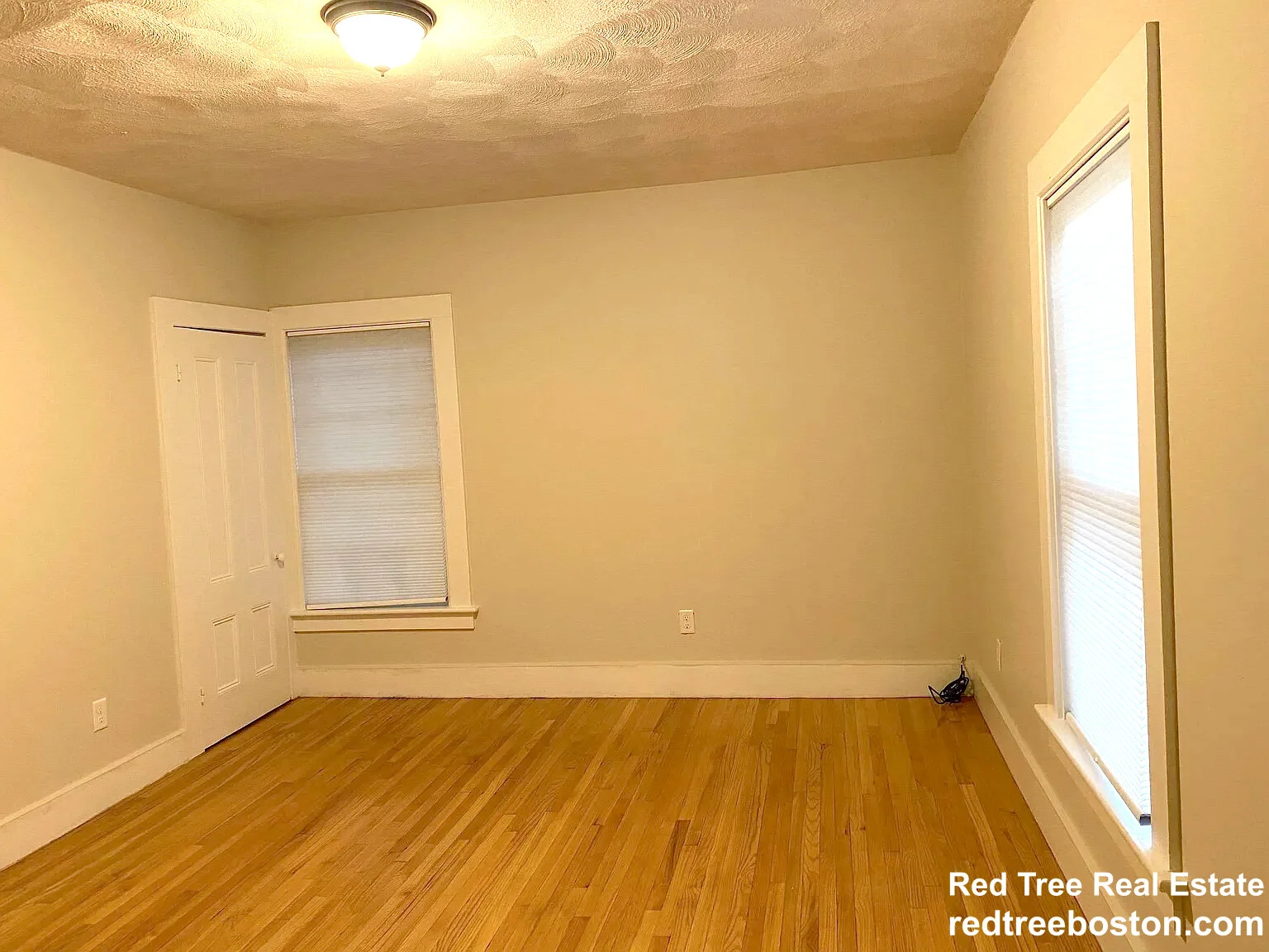 2 bed, 1 bath apartment for rent at 22 Scott St Unit A, Woburn — photo 4 of 5
