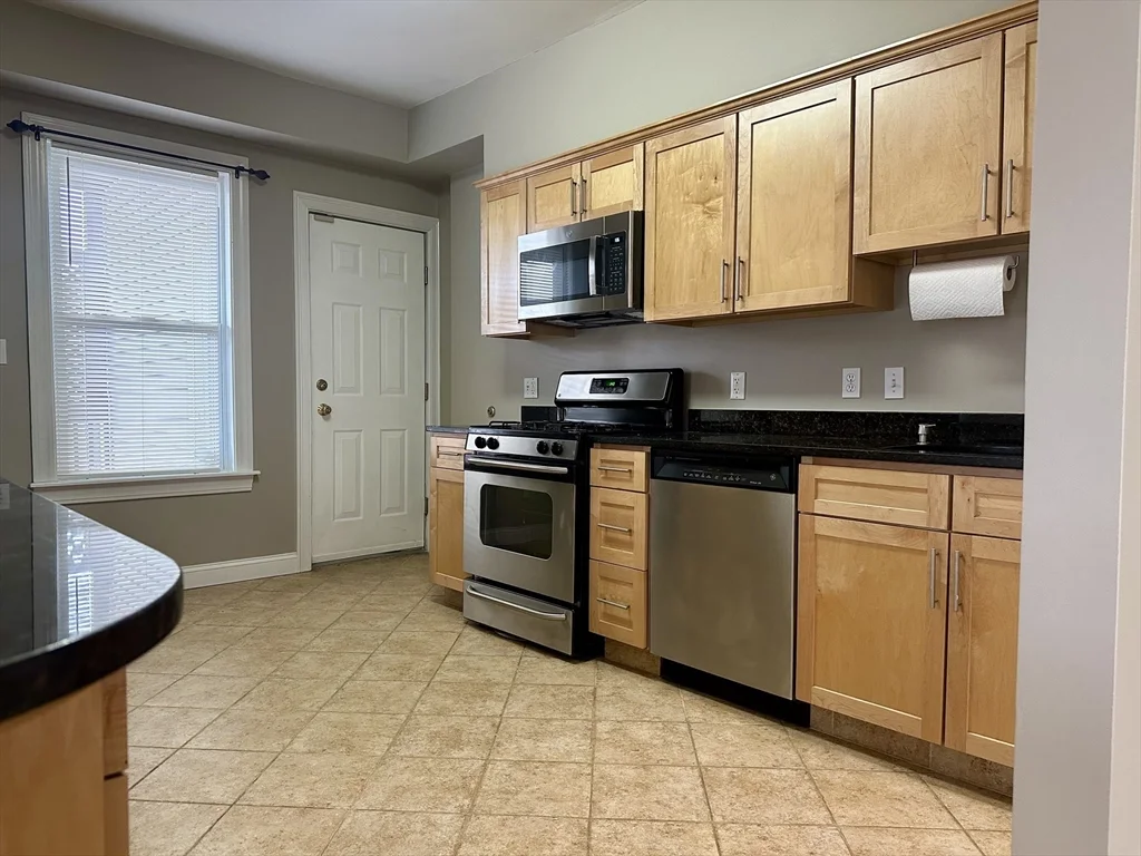 2 bed, 1 bath apartment for rent at 22 Sewall St Unit 2, Winter Hill — photo 2 of 14
