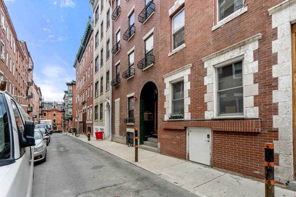 2 bed, 2 bath apartment for rent at 22 Sheafe St Unit 1, North End — photo 30 of 30