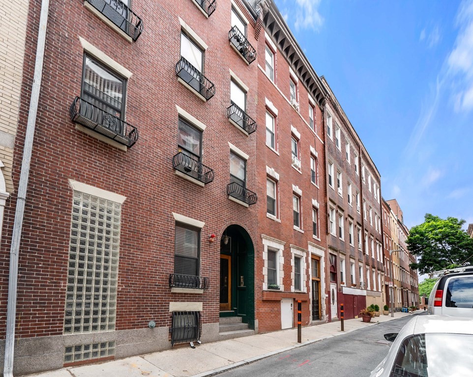 2 bed, 2 bath apartment for rent at 22 Sheafe St Unit 1, North End — photo 28 of 30