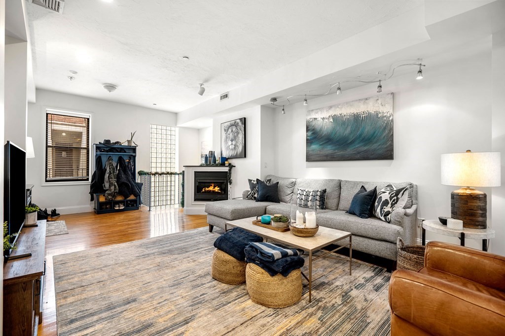 2 bed, 2 bath apartment for rent at 22 Sheafe St Unit 1, North End — photo 4 of 30