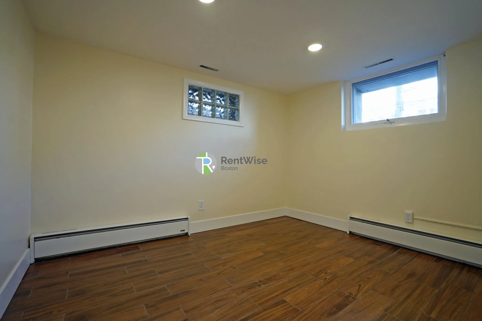 1 bed, 1 bath apartment for rent at 22 Snow St Unit 4, Brighton — photo 12 of 17